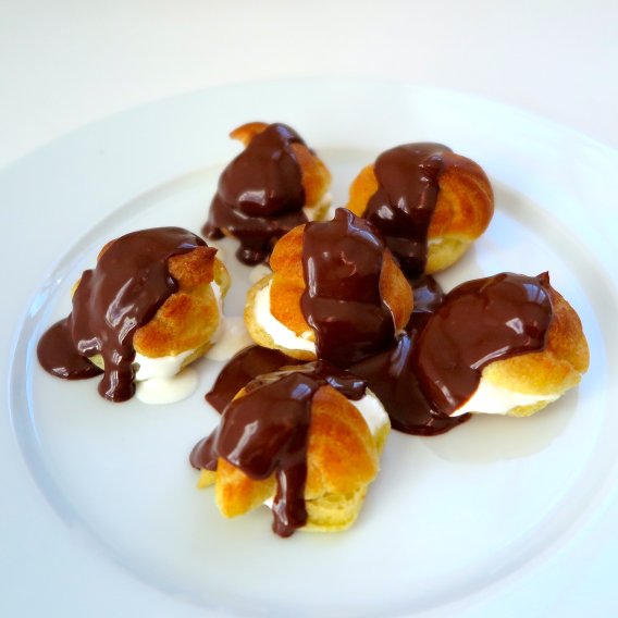 Profiteroles 