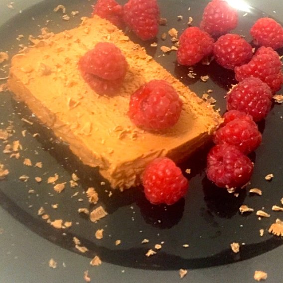 Rezept Schokoladenparfait mit Himbeeren | compactcook.com