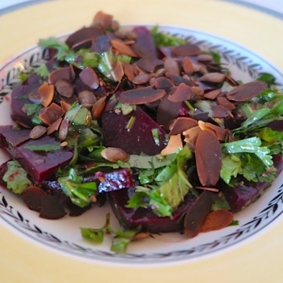 Kräutersalat mit Randen