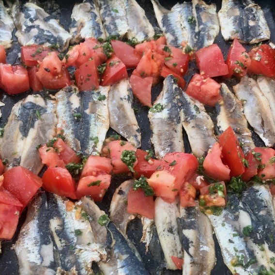 Rezept Sardine von der Holzkohle mit Tomate | compactcook.com Rezept Sardine von der Holzkohle mit Tomate | compactcook.com